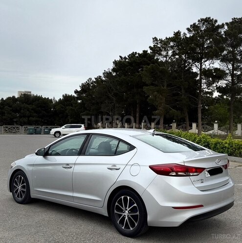 Hyundai Elantra 2017, 174,000 km - 2.0 л - Bakı