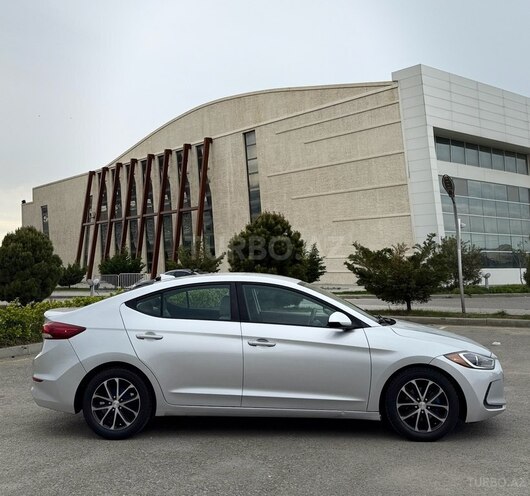 Hyundai Elantra 2017, 174,000 km - 2.0 л - Bakı