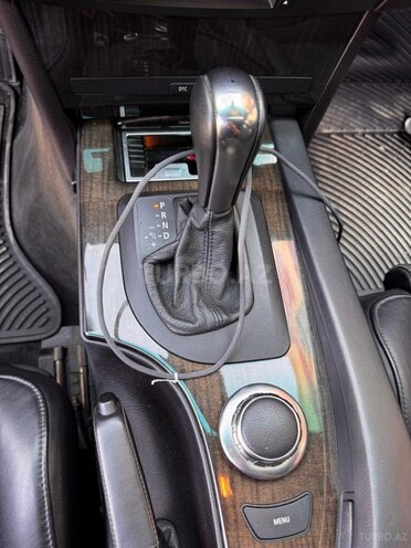 BMW 525 2006, 135,283 km - 2.5 л - Şirvan