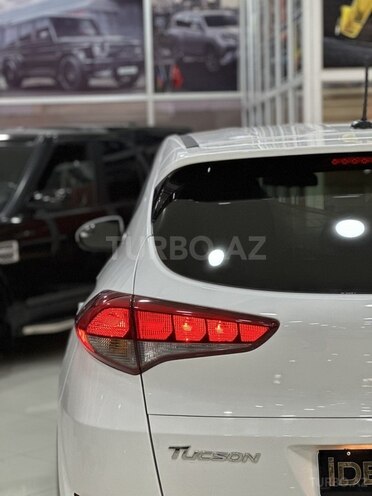 Hyundai Tucson-11