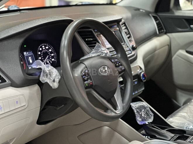 Hyundai Tucson-14