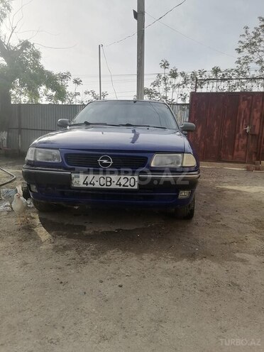 Opel Astra 1995, 889,000 km - 1.7 l - Masallı