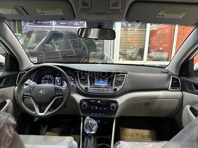 Hyundai Tucson-23