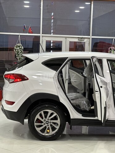 Hyundai Tucson-19