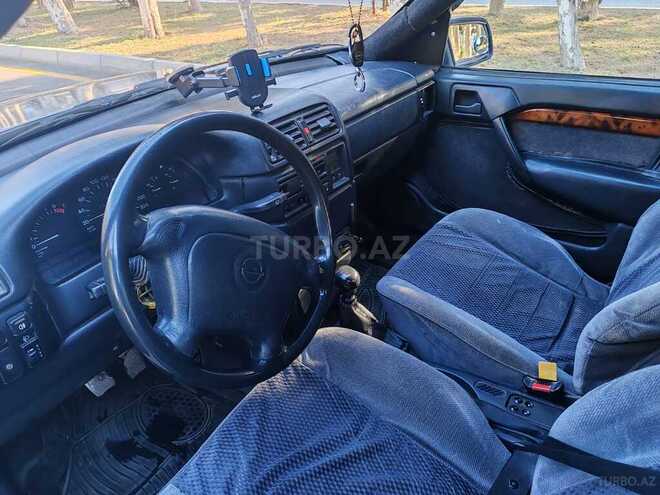 Opel Vectra 1994, 307,000 km - 1.7 l - Sumqayıt