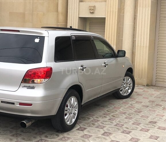 Mitsubishi Airtrek 2001, 295,000 km - 2.0 л - Sumqayıt