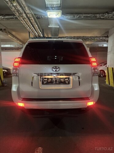 Toyota Land Cruiser Prado 2013, 150,000 km - 2.7 л - Bakı