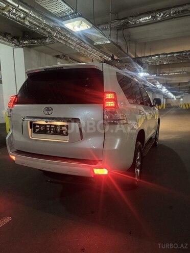 Toyota Land Cruiser Prado 2013, 150,000 km - 2.7 л - Bakı