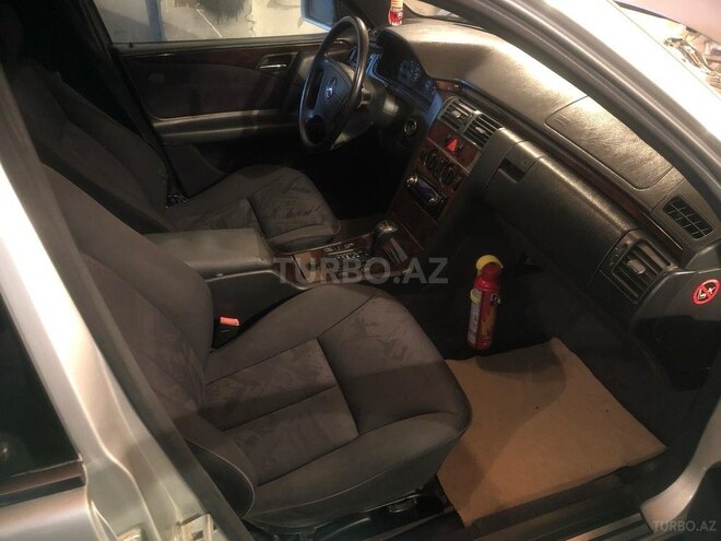 Mercedes E 230 1996, 212,000 km - 2.3 l - Bakı
