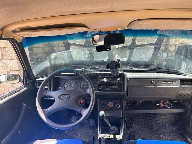 LADA (VAZ) 2107 2004, 72,000 km - 1.6 л - Liman