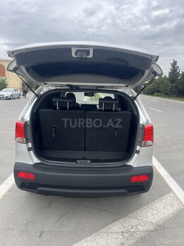 Kia Sorento-6