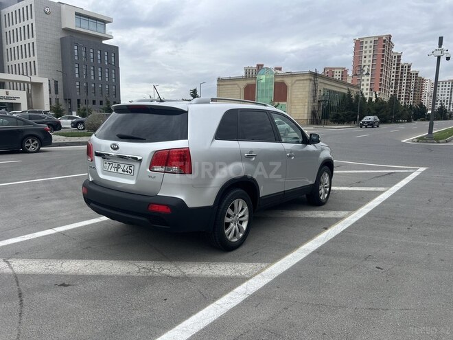 Kia Sorento-2