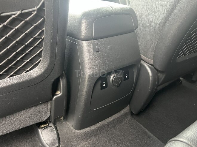 Kia Sorento-9