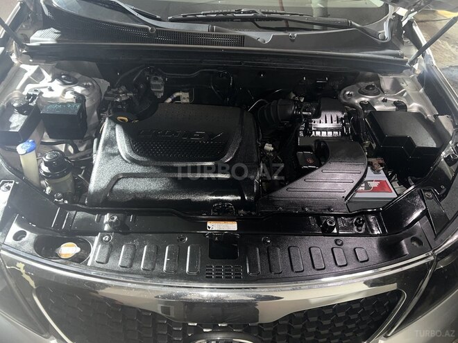 Kia Sorento-11