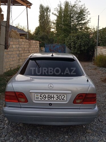 Mercedes E 200 1996, 380,000 km - 2.0 л - Tərtər