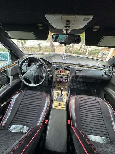 Mercedes E 200 1996, 380,000 km - 2.0 л - Tərtər