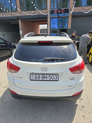 Hyundai ix35 2011, 176,066 km - 2.4 l - Naxçıvan