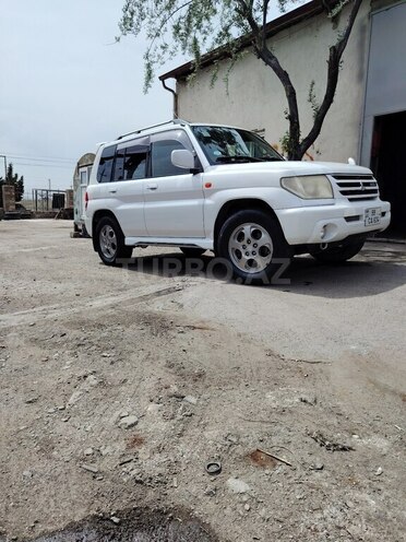 Mitsubishi Pajero io 2000, 260,000 km - 2.0 l - Bakı