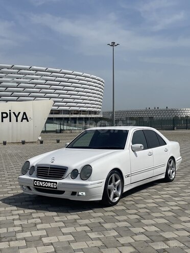 Mercedes E 220 d 1999, 235,000 km - 2.2 l - Bakı