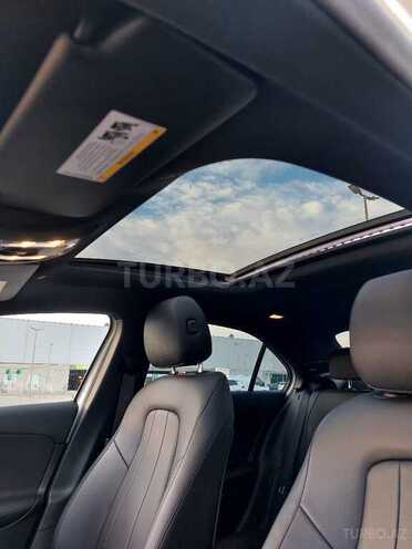Mercedes  2020, 65,800 km - 2.0 l - Bakı