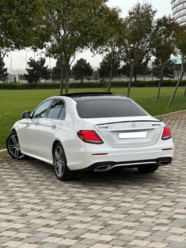 Mercedes E 300 2017, 173,809 km - 2.0 л - Bakı