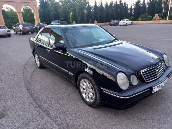 Mercedes E 240 2000, 330,000 km - 2.4 l - Bərdə