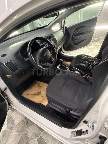 Kia Rio 2015, 240,159 km - 1.6 l - Bakı