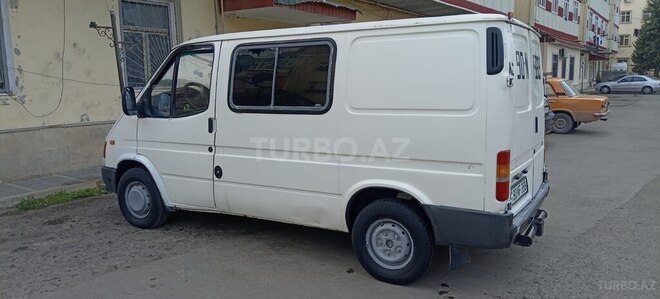 Ford Transit 2000, 560,000 km - 2.5 л - Sabirabad