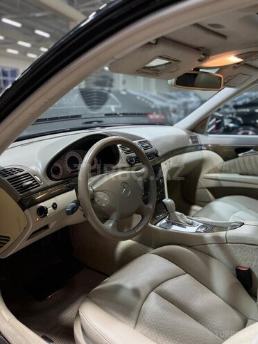 Mercedes E 320 2003, 289,009 km - 3.2 л - Sumqayıt