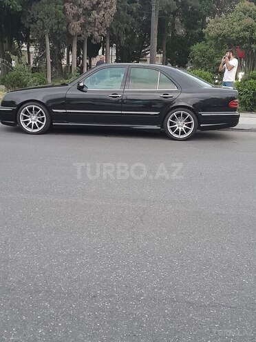 Mercedes E 240 2000, 366,000 km - 2.4 l - Bakı