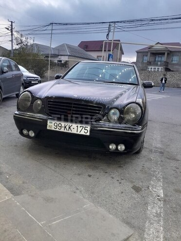 Mercedes E 240 2000, 366,000 km - 2.4 l - Bakı