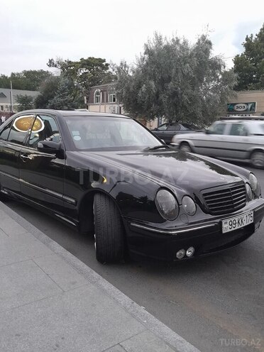 Mercedes E 240 2000, 366,000 km - 2.4 l - Bakı