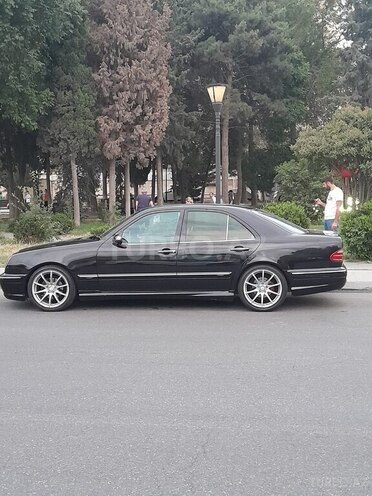 Mercedes E 240 2000, 366,000 km - 2.4 l - Bakı