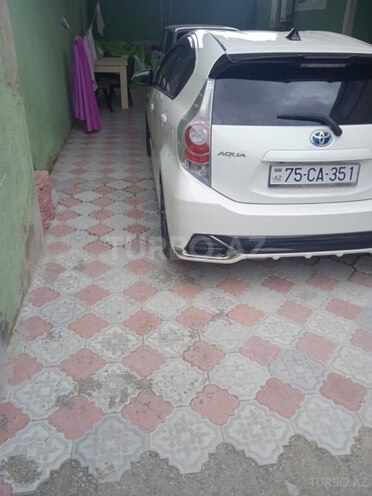 Toyota Aqua 2014, 99,000 km - 1.5 l - Bakı