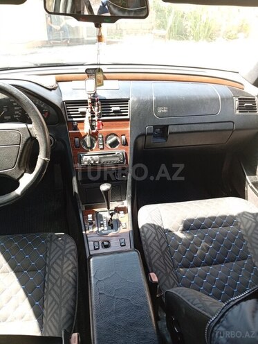 Mercedes C 220 1994, 322,357 km - 2.2 л - Bakı