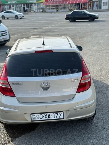 Hyundai i30 2009, 207,000 km - 1.6 л - Bakı