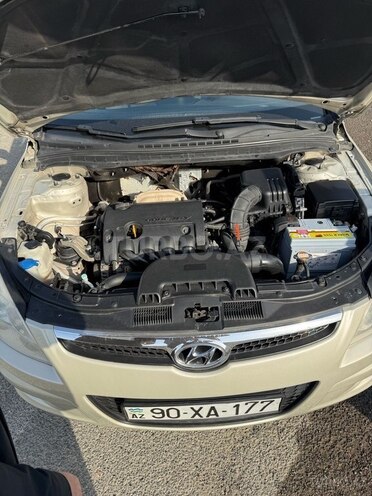 Hyundai i30 2009, 207,000 km - 1.6 л - Bakı
