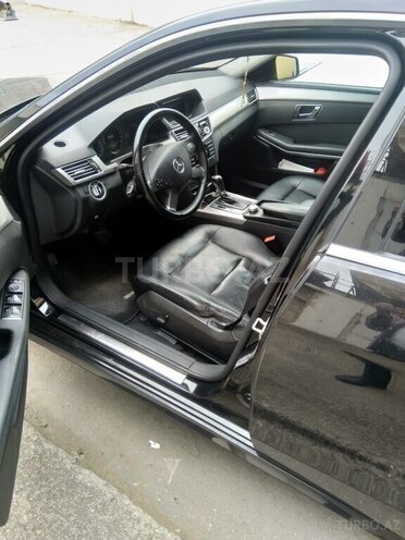 Mercedes E 220 d 2011, 210,000 km - 2.2 l - Bakı