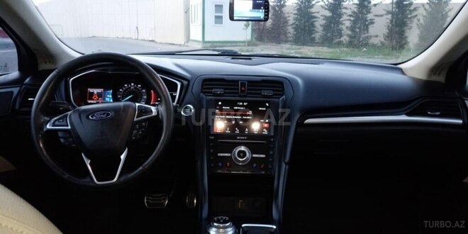 Ford Fusion (North America) 2016, 146,000 km - 2.0 л - Bakı