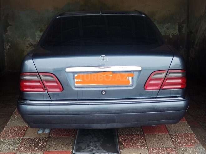 Mercedes E 290 1996, 673,804 km - 2.9 l - Bakı