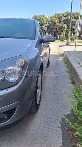 Opel Astra 2005, 220,000 km - 1.4 l - Şəmkir