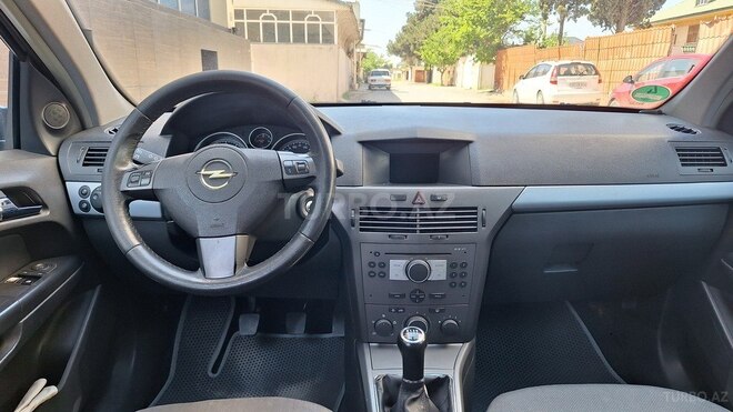 Opel Astra 2005, 220,000 km - 1.4 l - Şəmkir