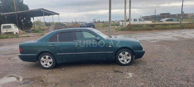 Mercedes E 220 d 1997, 5,632,493 km - 2.2 l - Bakı