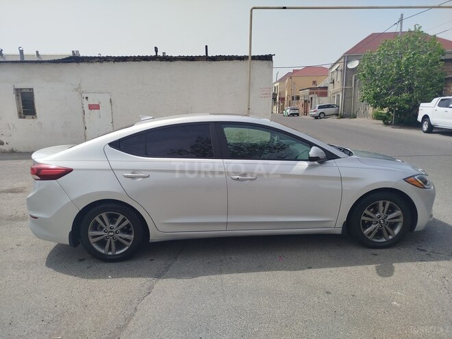 Hyundai Elantra 2018, 182,125 km - 2.0 l - Bakı