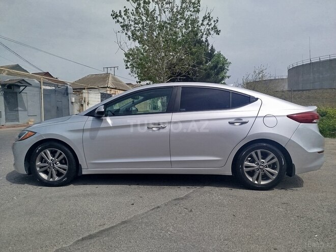 Hyundai Elantra 2018, 182,125 km - 2.0 l - Bakı