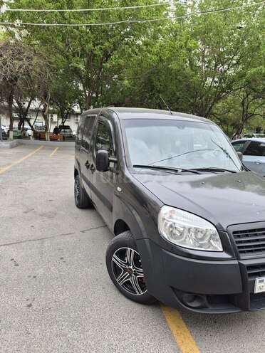 Fiat Doblo 2013, 258,000 km - 1.4 l - Bakı