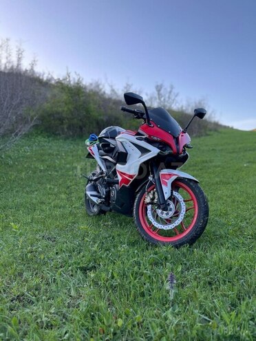 Bajaj Pulsar RS 200 2019, 15,000 km - 0.2 l - Tovuz