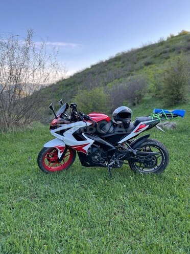 Bajaj Pulsar RS 200 2019, 15,000 km - 0.2 l - Tovuz