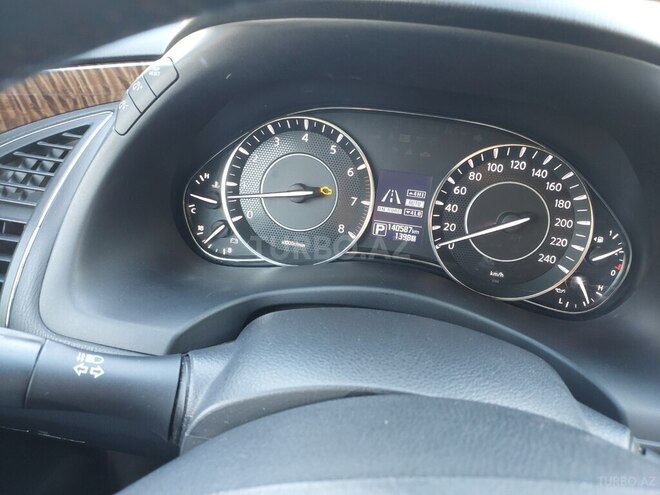 Nissan Patrol 2013, 140,587 km - 5.6 l - Sumqayıt