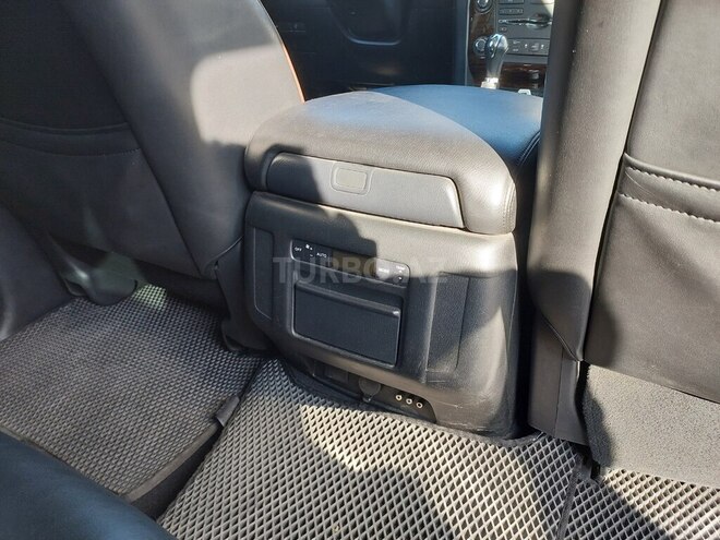 Nissan Patrol 2013, 140,587 km - 5.6 l - Sumqayıt